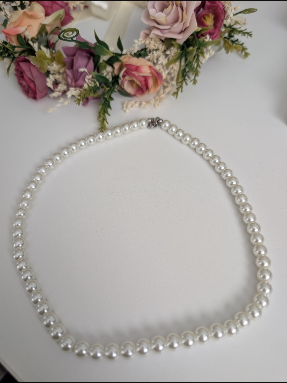 Classic White Faux Pearl Necklace - Elegant Women’s Jewelry